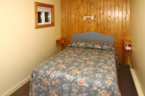 Spectacle Lake Lodge Bancroft Exterior photo